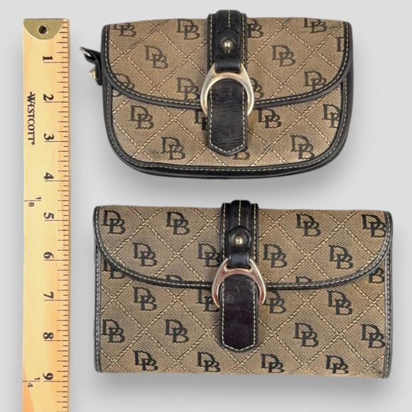 Dooney & Bourke 3 Piece Bundle - Canvas Wallet, Wristlet, & Goose Purse Charm - Picture 13 of 13